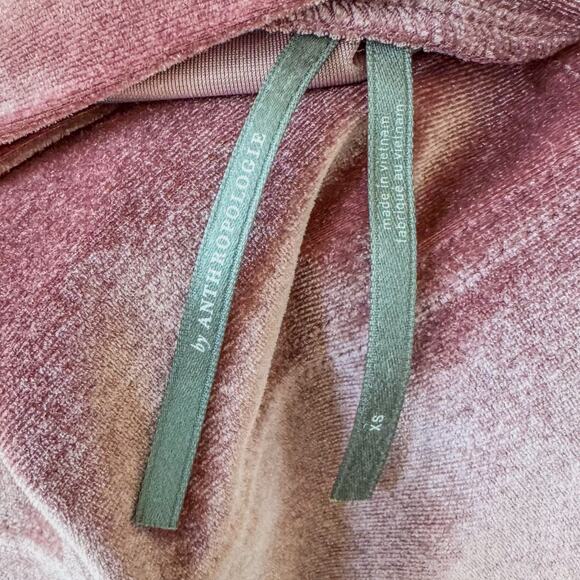 Anthropologie Dusty Rose Blush Krisha Velvet Mock Neck Short Sleeve Top, X-Small - Picture 8 of 10